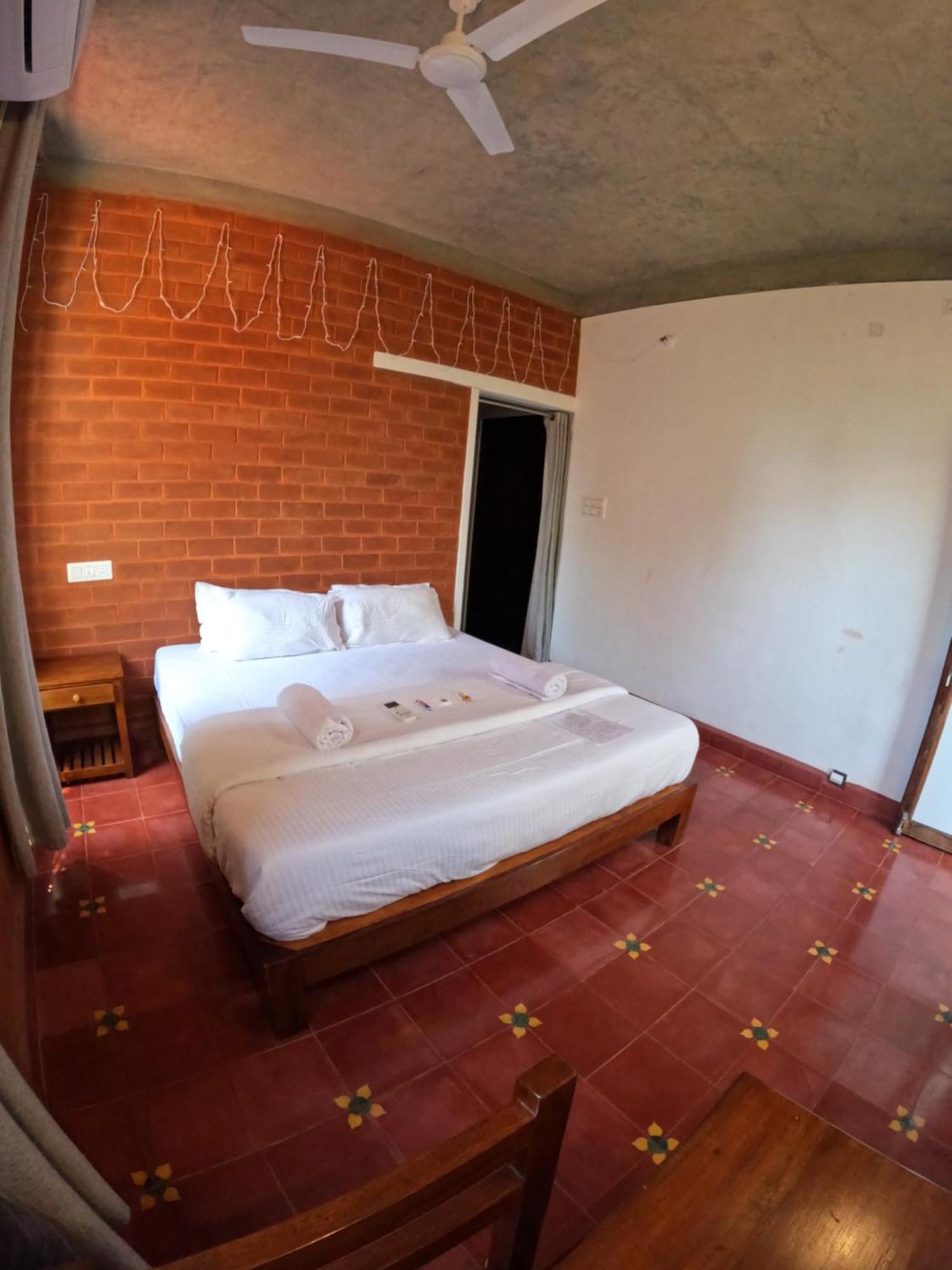 Wow Farm House Auroville Eksteriør bilde